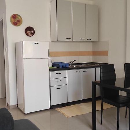 Apartmani Mille Starigrad Paklenica Eksteriør bilde