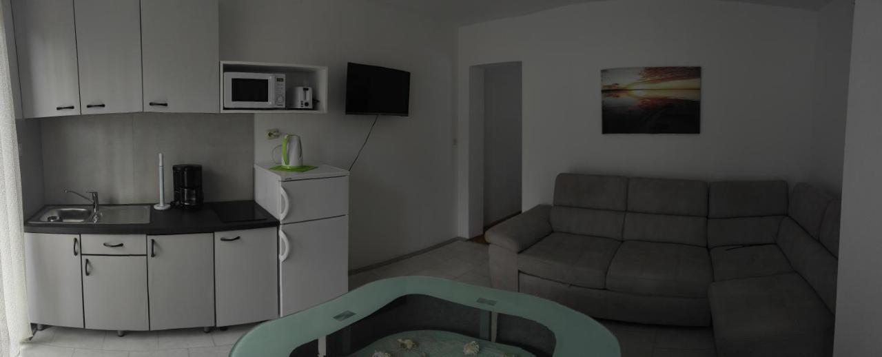 Apartmani Mille Starigrad Paklenica Eksteriør bilde